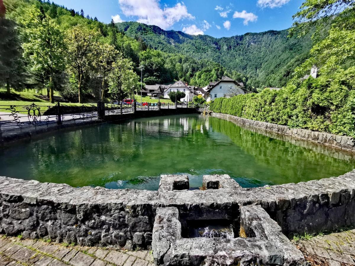 Bajta Kroparica Exteriér fotografie