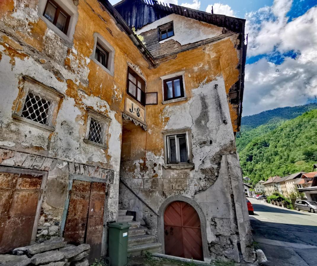 Bajta Kroparica Exteriér fotografie