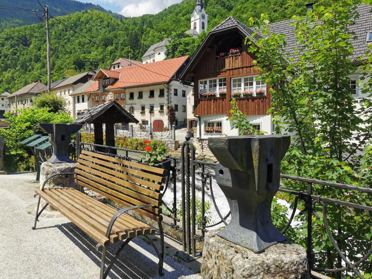 Bajta Kroparica Exteriér fotografie