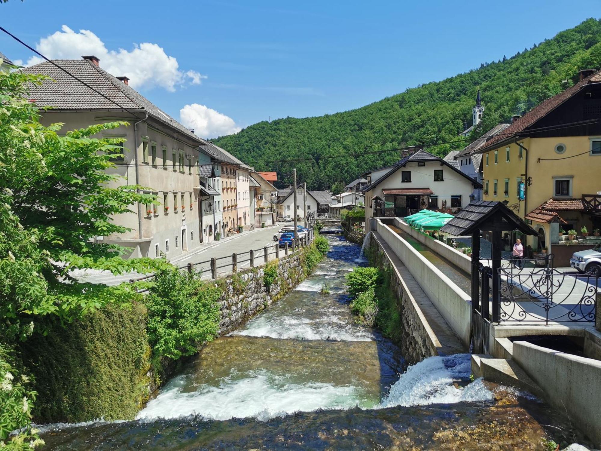 Bajta Kroparica Exteriér fotografie