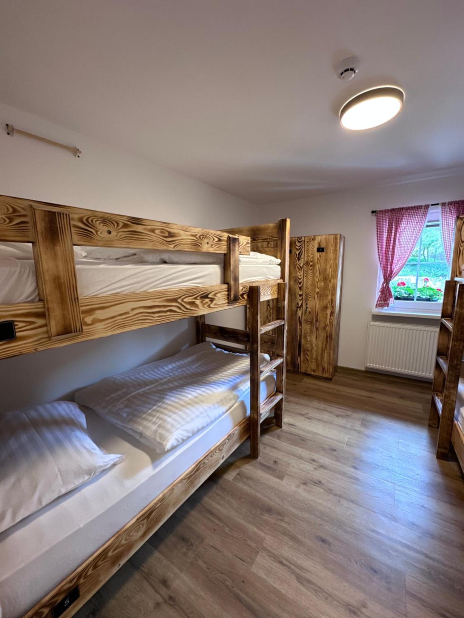 Bajta Kroparica Exteriér fotografie