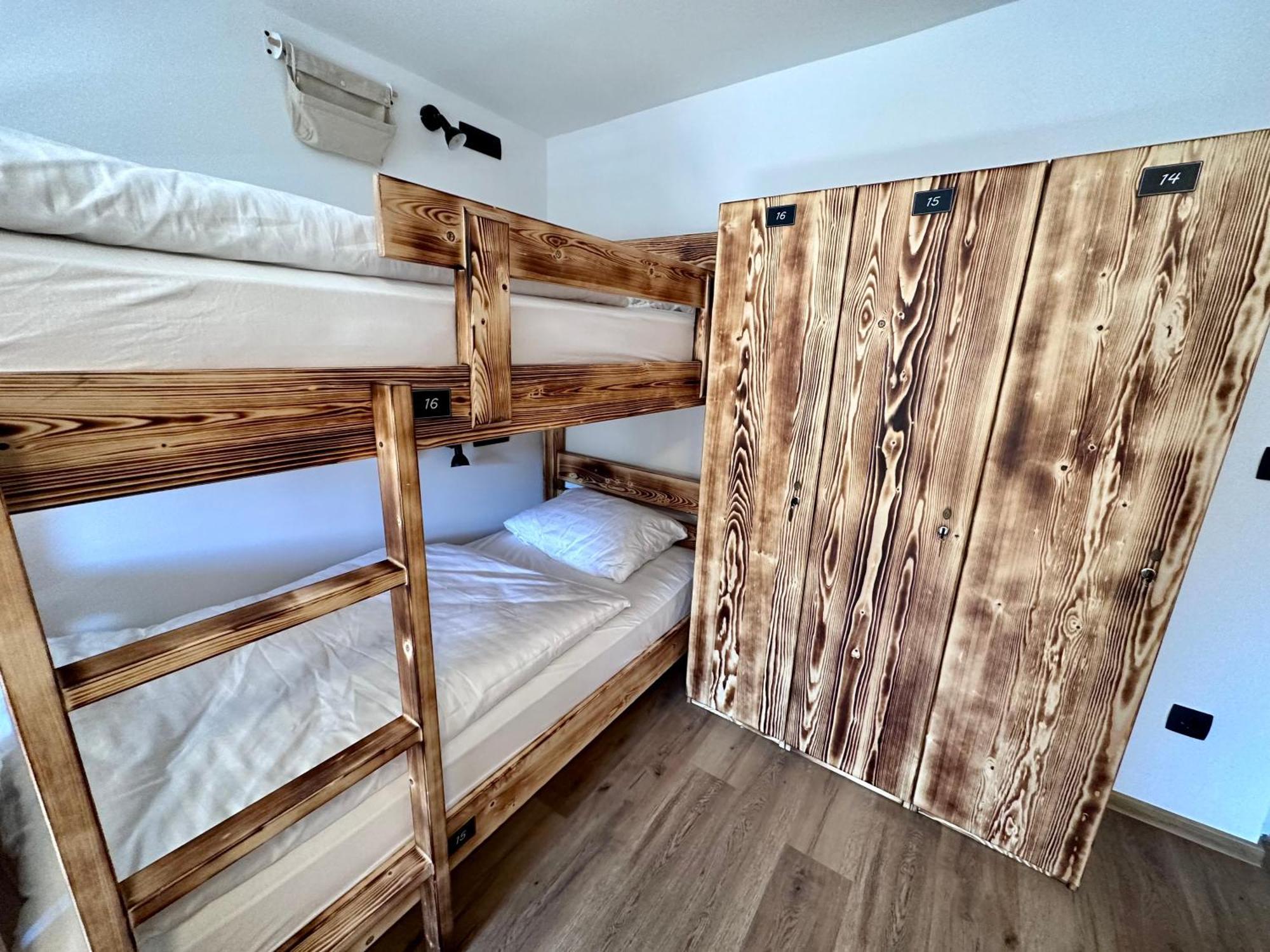 Bajta Kroparica Exteriér fotografie